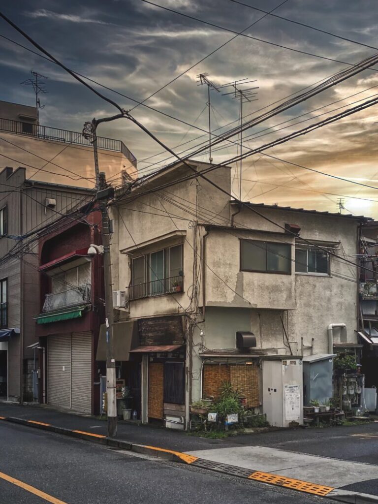 狭い長屋
