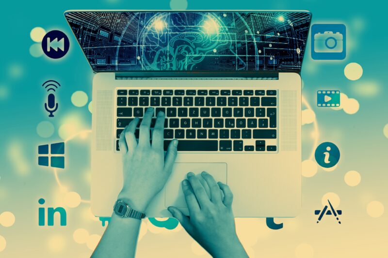 WEBで仕事する人